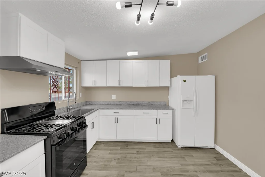 2084 Palma Vista, Las Vegas, NV 89169