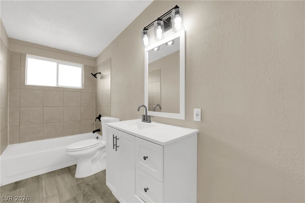 2084 Palma Vista, Las Vegas, NV 89169