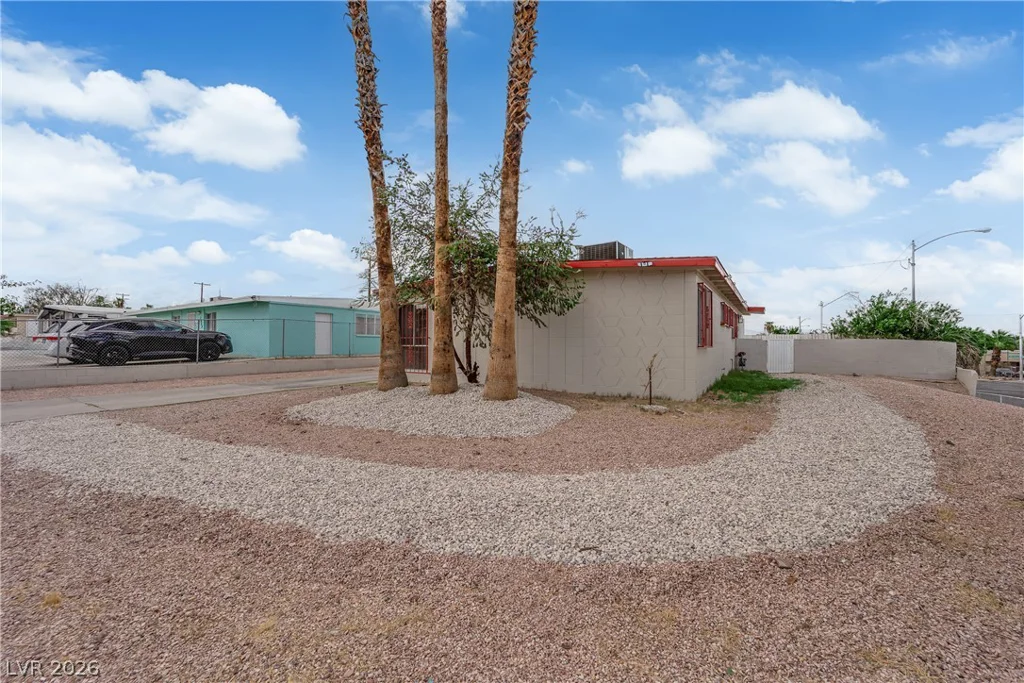 2084 Palma Vista, Las Vegas, NV 89169