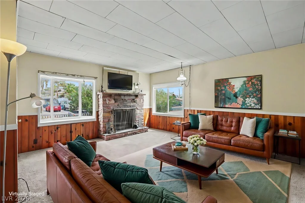 2313 McCarran, North Las Vegas, NV 89030