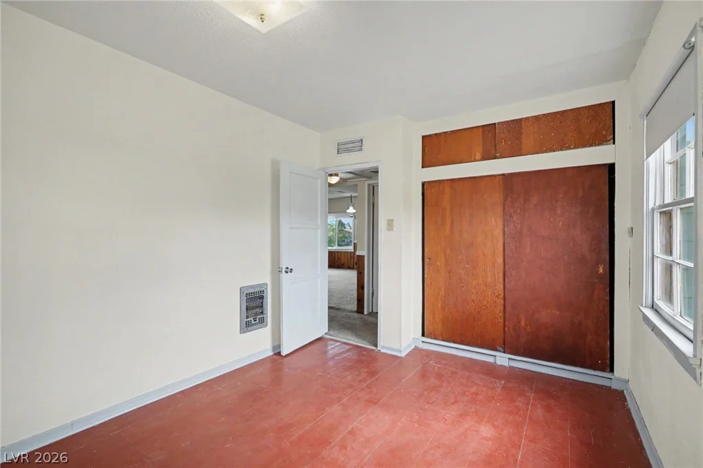 2313 McCarran, North Las Vegas, NV 89030