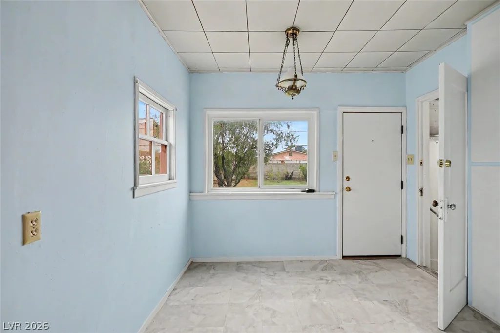 2313 McCarran, North Las Vegas, NV 89030