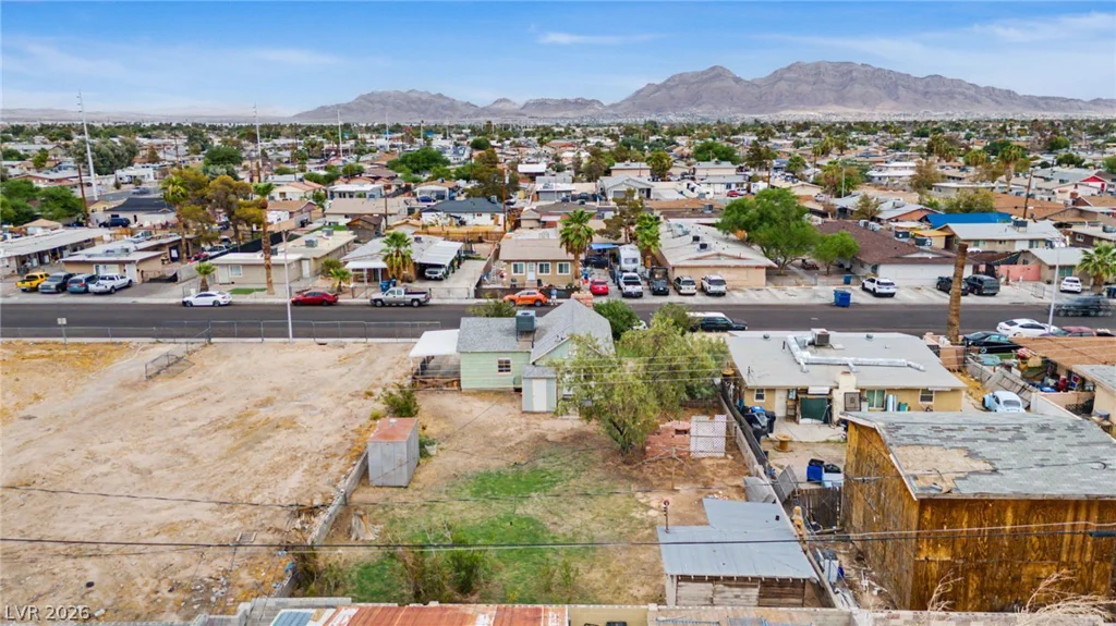 2313 McCarran, North Las Vegas, NV 89030