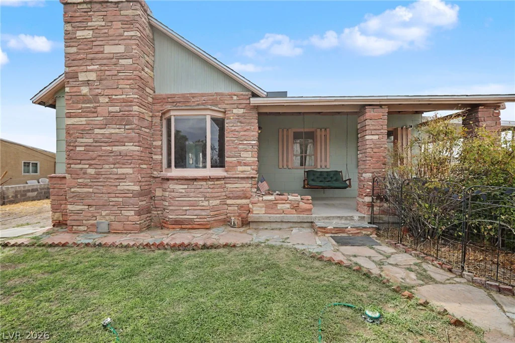 2313 McCarran, North Las Vegas, NV 89030