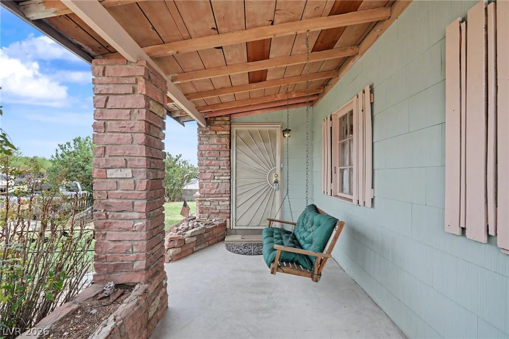 2313 McCarran, North Las Vegas, NV 89030
