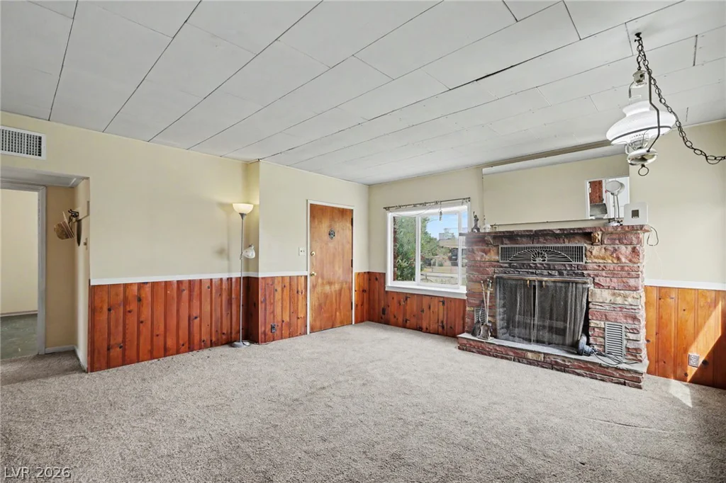 2313 McCarran, North Las Vegas, NV 89030