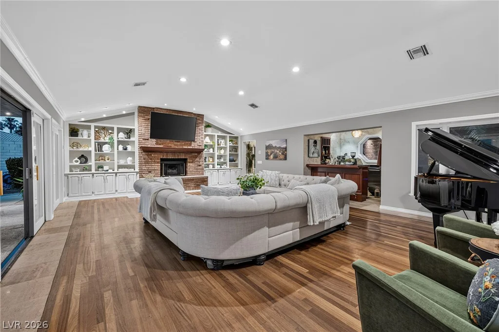 2919 Reiger, Las Vegas, NV 89117