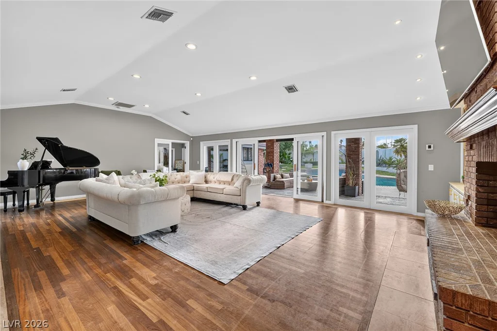2919 Reiger, Las Vegas, NV 89117