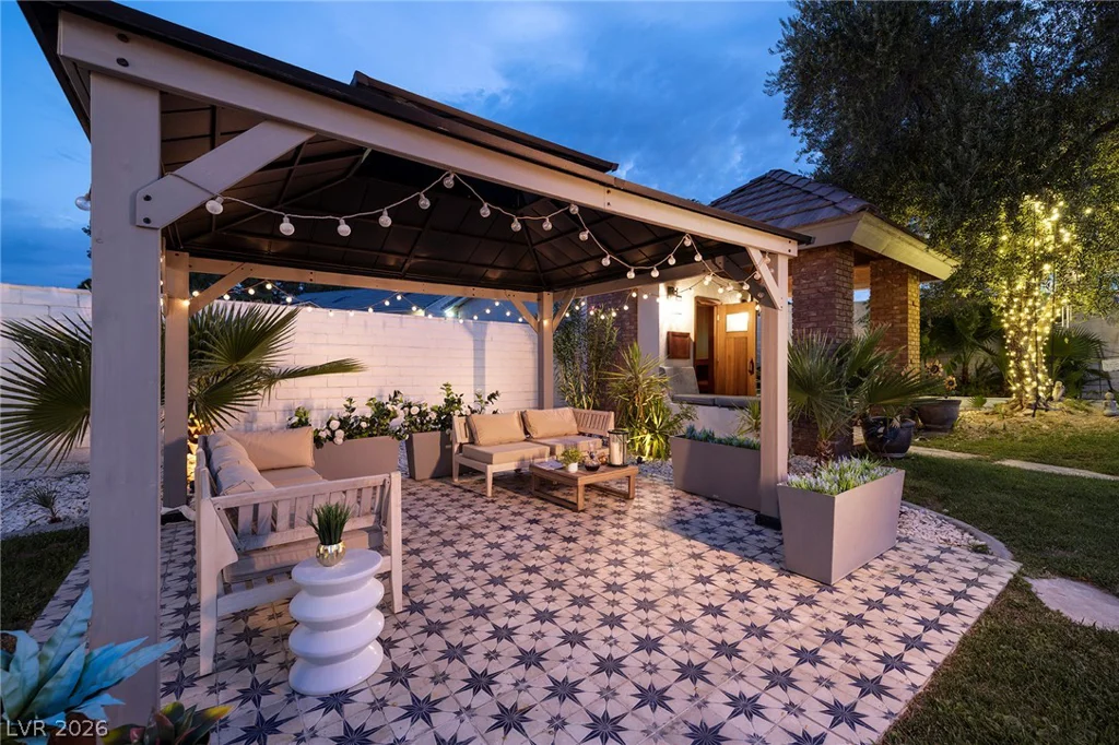 2919 Reiger, Las Vegas, NV 89117