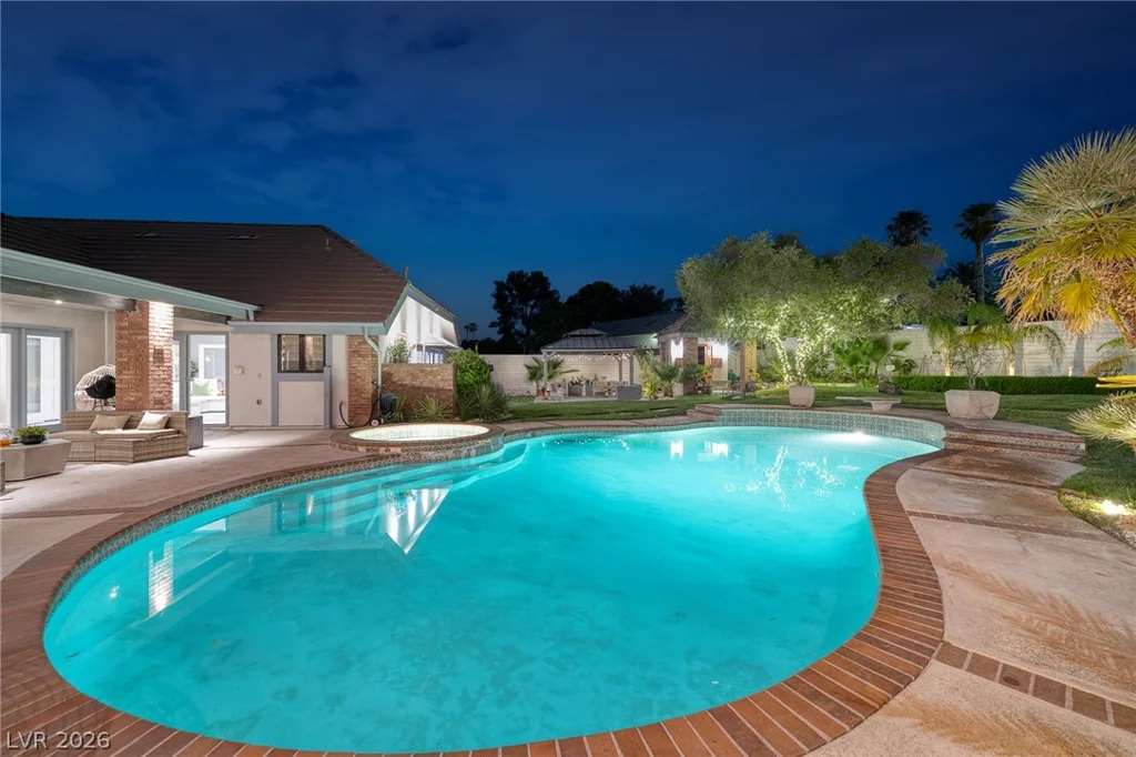 2919 Reiger, Las Vegas, NV 89117