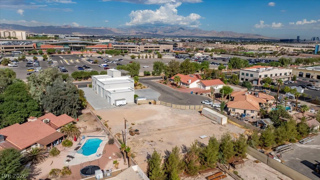 La Cienega, Las Vegas, NV 89119