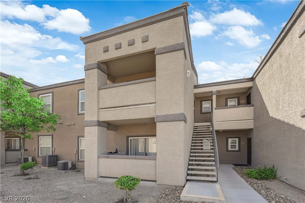 6650 Warm Springs, Las Vegas, NV 89118
