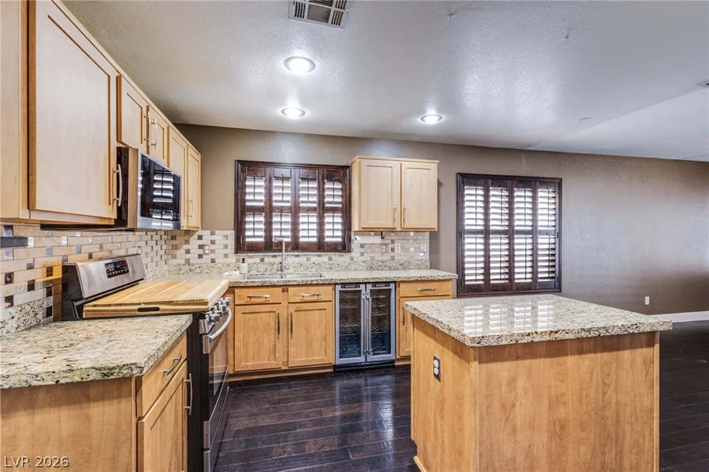 4653 Grand Rock, North Las Vegas, NV 89081