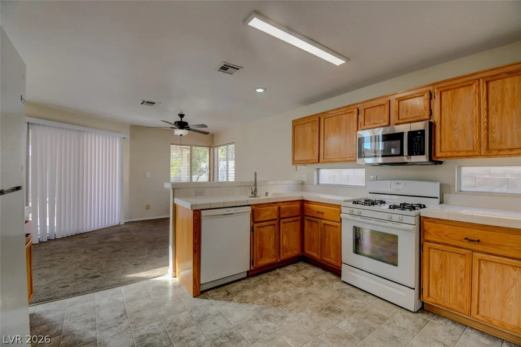 8021 Tulum, Las Vegas, NV 89145