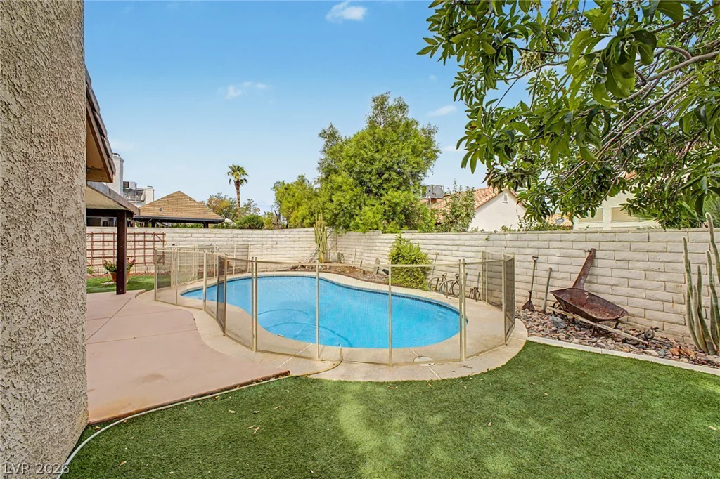 7120 Maybrook, Las Vegas, NV 89129