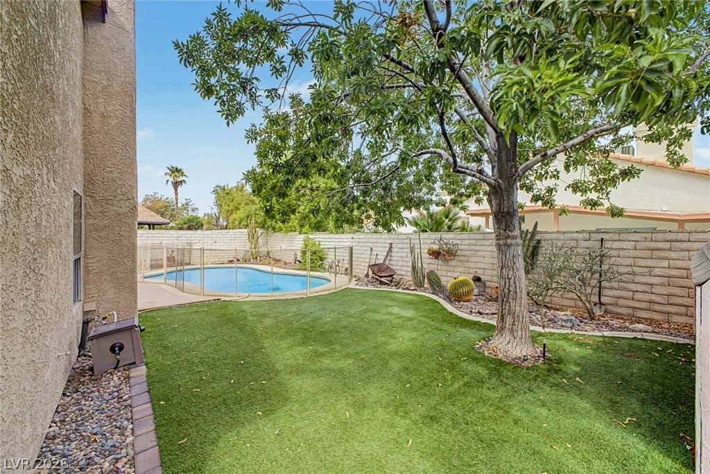 7120 Maybrook, Las Vegas, NV 89129
