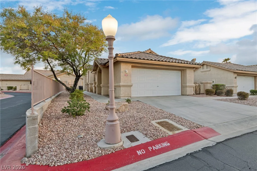 2035 Warm Springs, Las Vegas, NV 89119