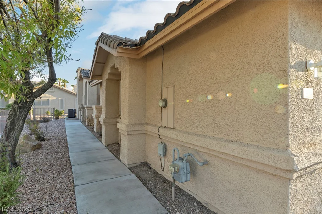 2035 Warm Springs, Las Vegas, NV 89119
