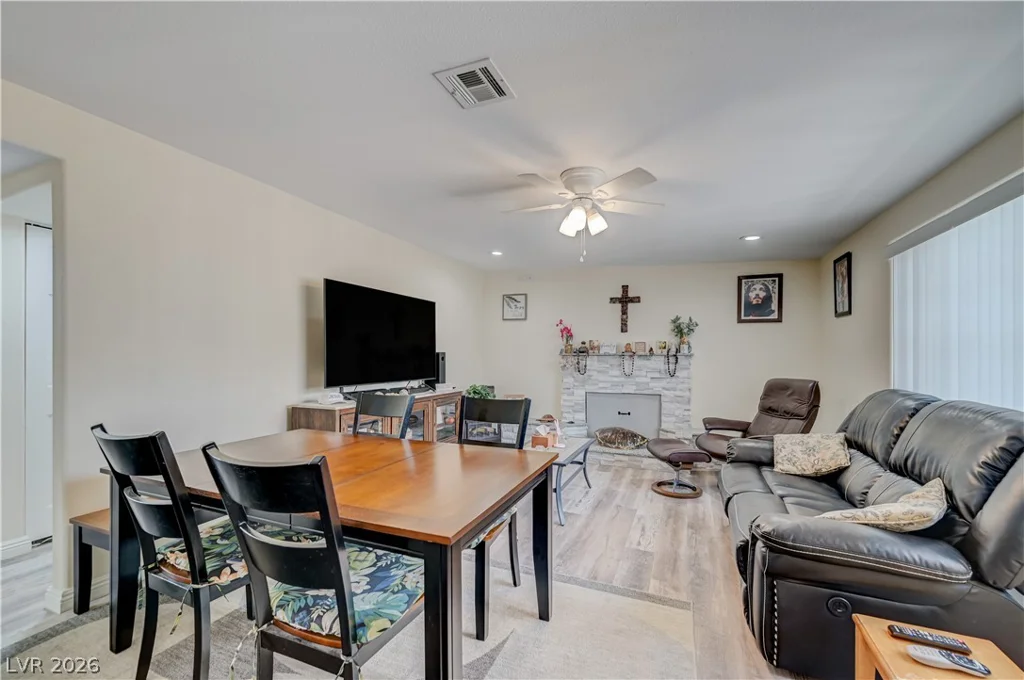 5093 Sun Valley, Las Vegas, NV 89122