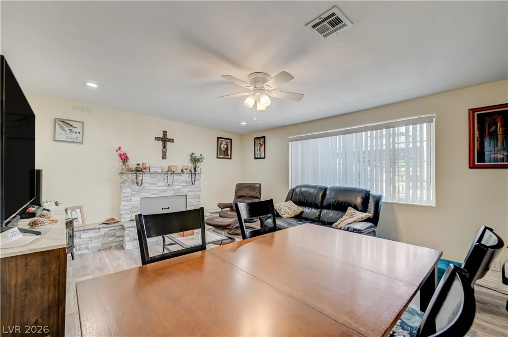 5093 Sun Valley, Las Vegas, NV 89122
