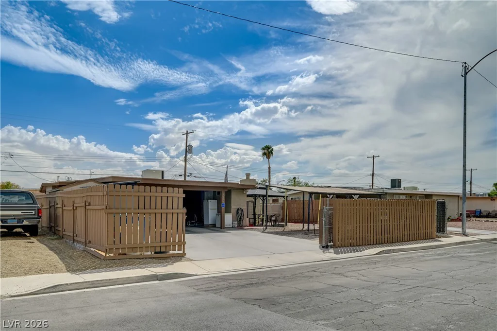5093 Sun Valley, Las Vegas, NV 89122