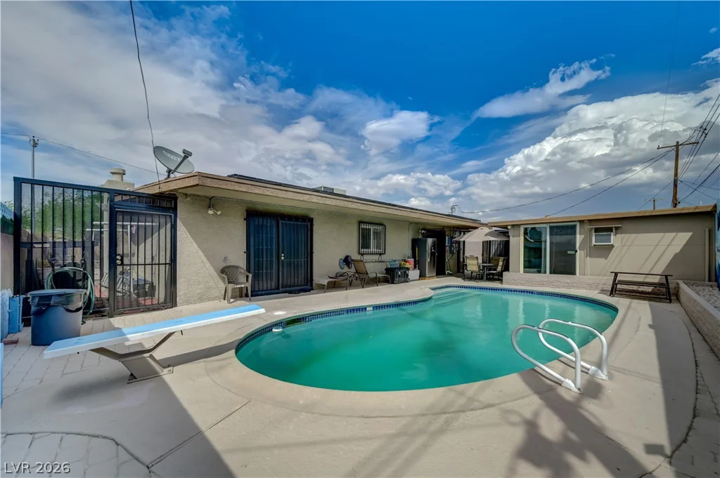 5093 Sun Valley, Las Vegas, NV 89122
