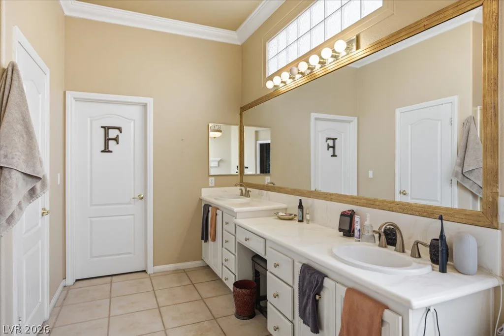 3154 Surf Spray, Las Vegas, NV 89117