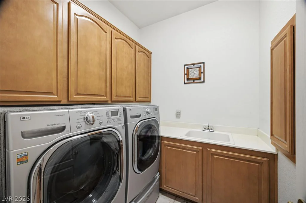 3154 Surf Spray, Las Vegas, NV 89117