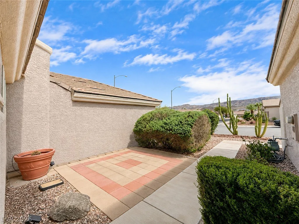 2080 Joy Creek, Henderson, NV 89012