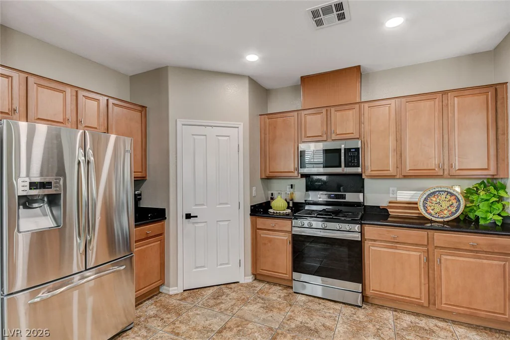 10335 Rugged Mountain, Las Vegas, NV 89166