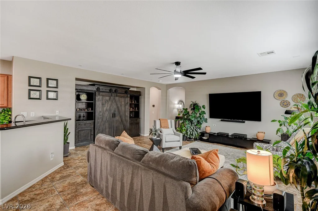 10335 Rugged Mountain, Las Vegas, NV 89166