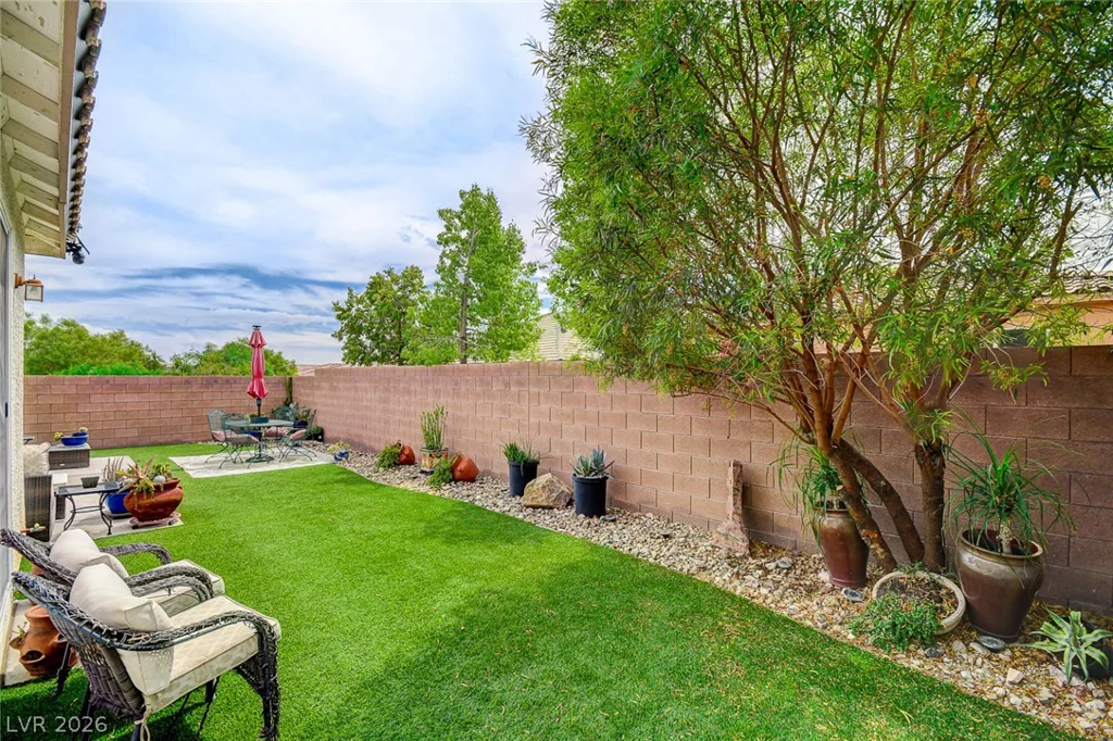 10335 Rugged Mountain, Las Vegas, NV 89166
