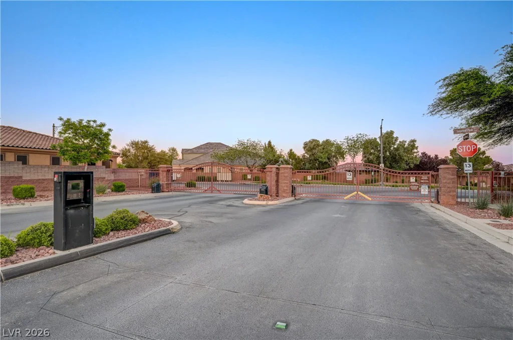 10335 Rugged Mountain, Las Vegas, NV 89166