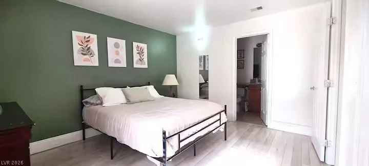 4200 Valley View, Las Vegas, NV 89103