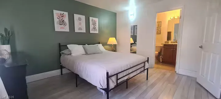 4200 Valley View, Las Vegas, NV 89103