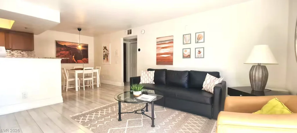4200 Valley View, Las Vegas, NV 89103