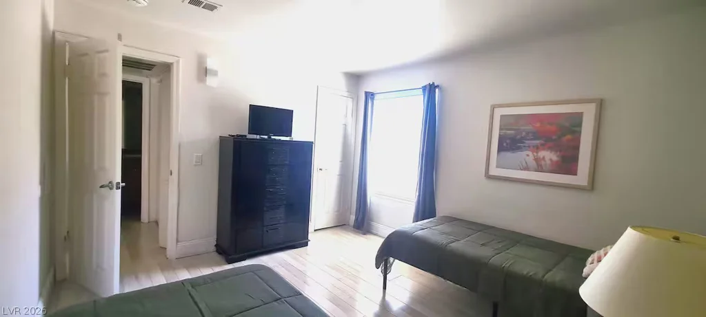 4200 Valley View, Las Vegas, NV 89103