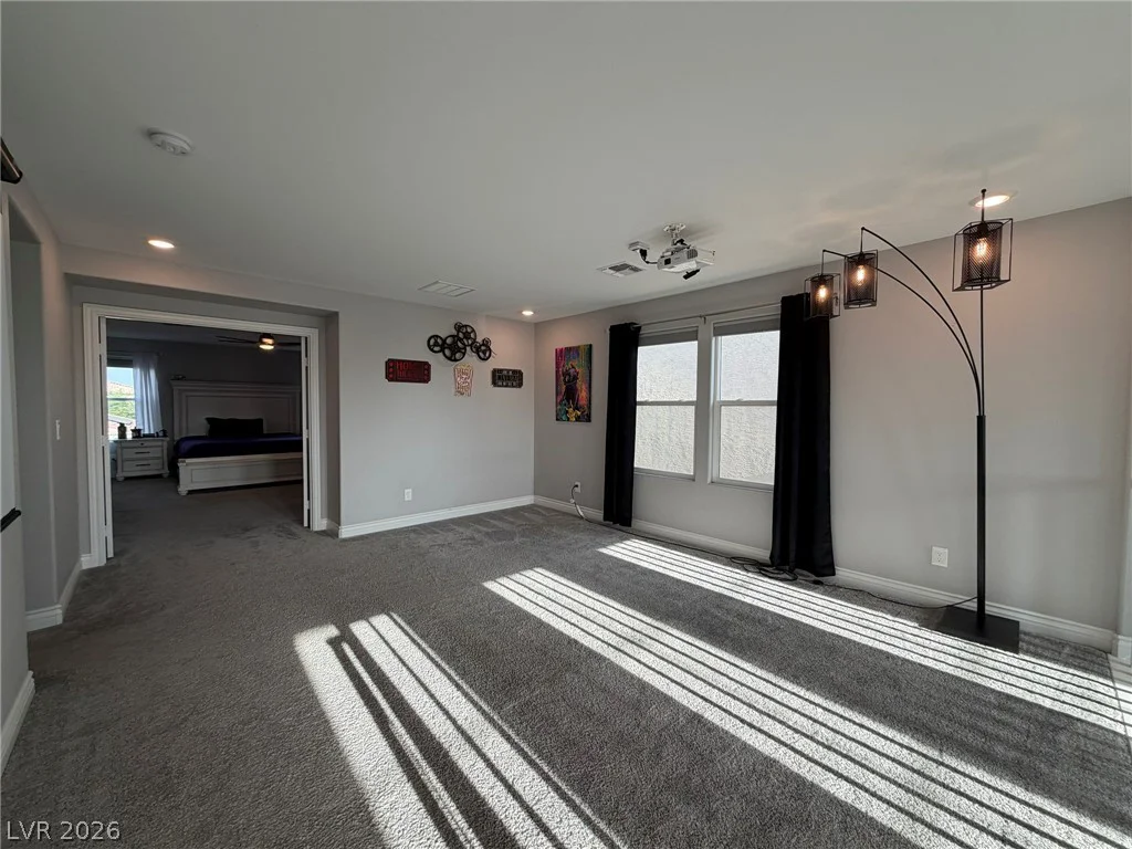 6920 Baylor Creek, North Las Vegas, NV 89086