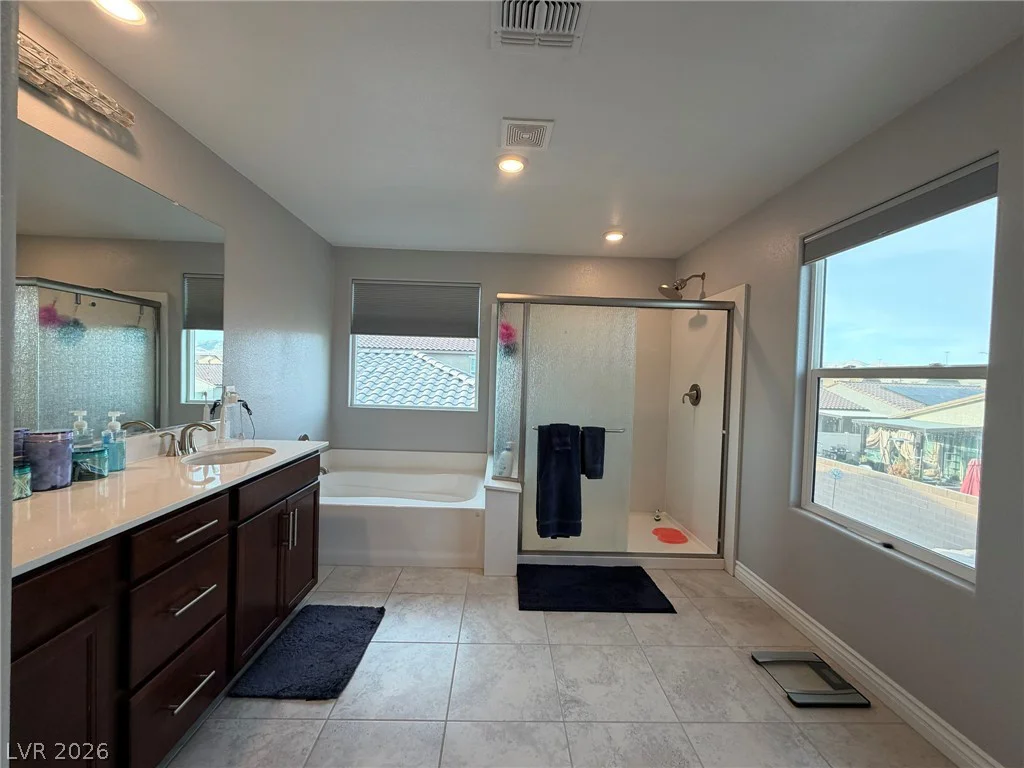6920 Baylor Creek, North Las Vegas, NV 89086