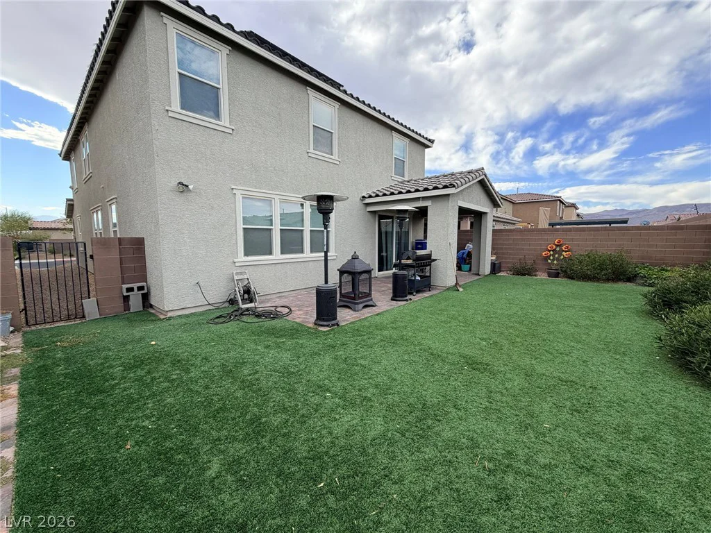 6920 Baylor Creek, North Las Vegas, NV 89086