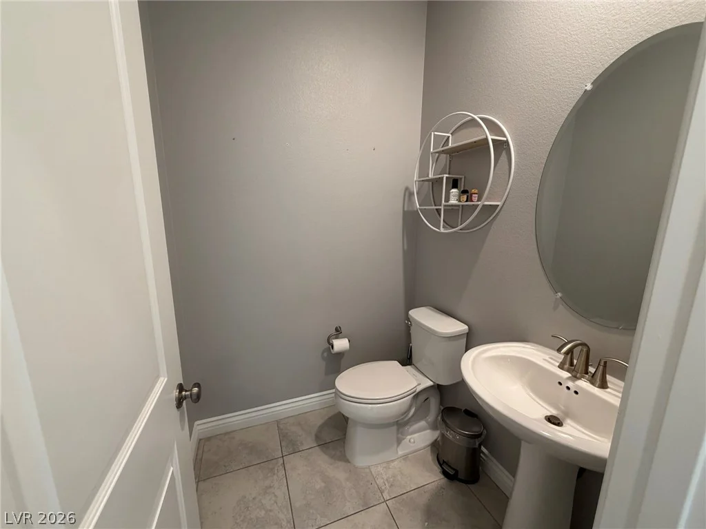 6920 Baylor Creek, North Las Vegas, NV 89086