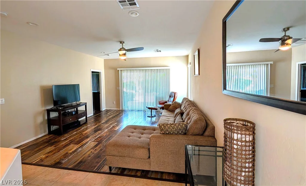 2574 Stardust Valley, Henderson, NV 89044