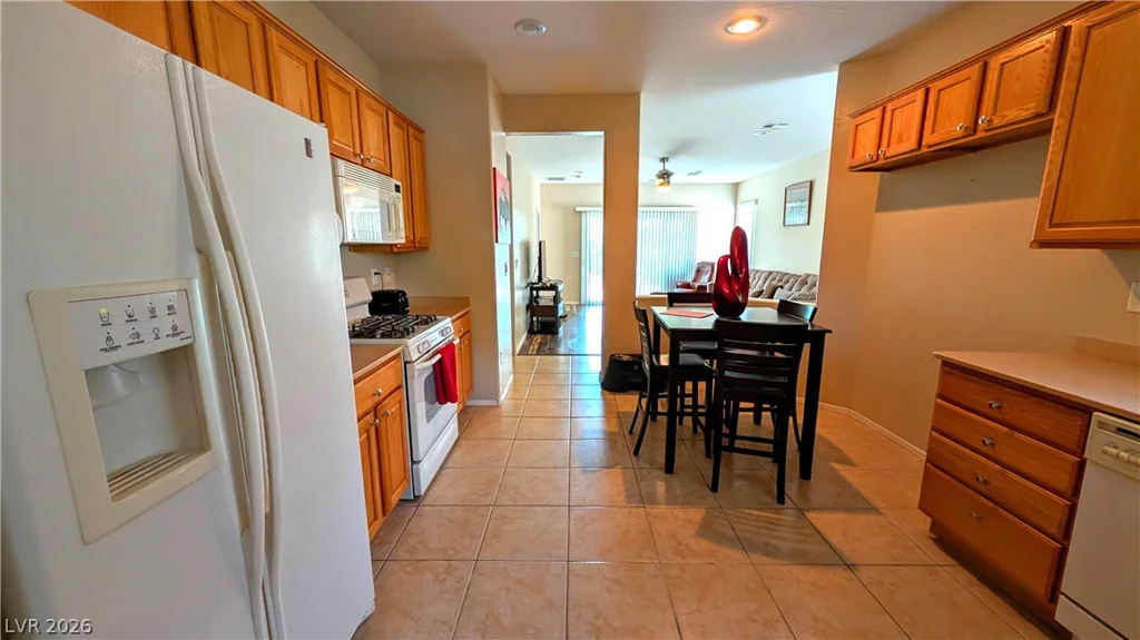 2574 Stardust Valley, Henderson, NV 89044