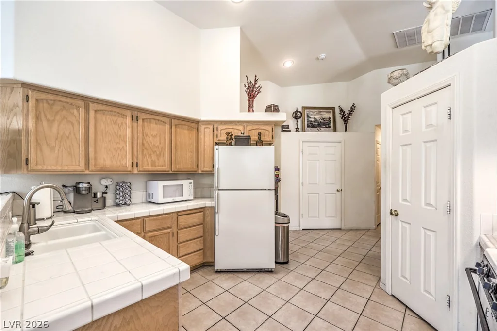 7785 Buckwood, Las Vegas, NV 89149