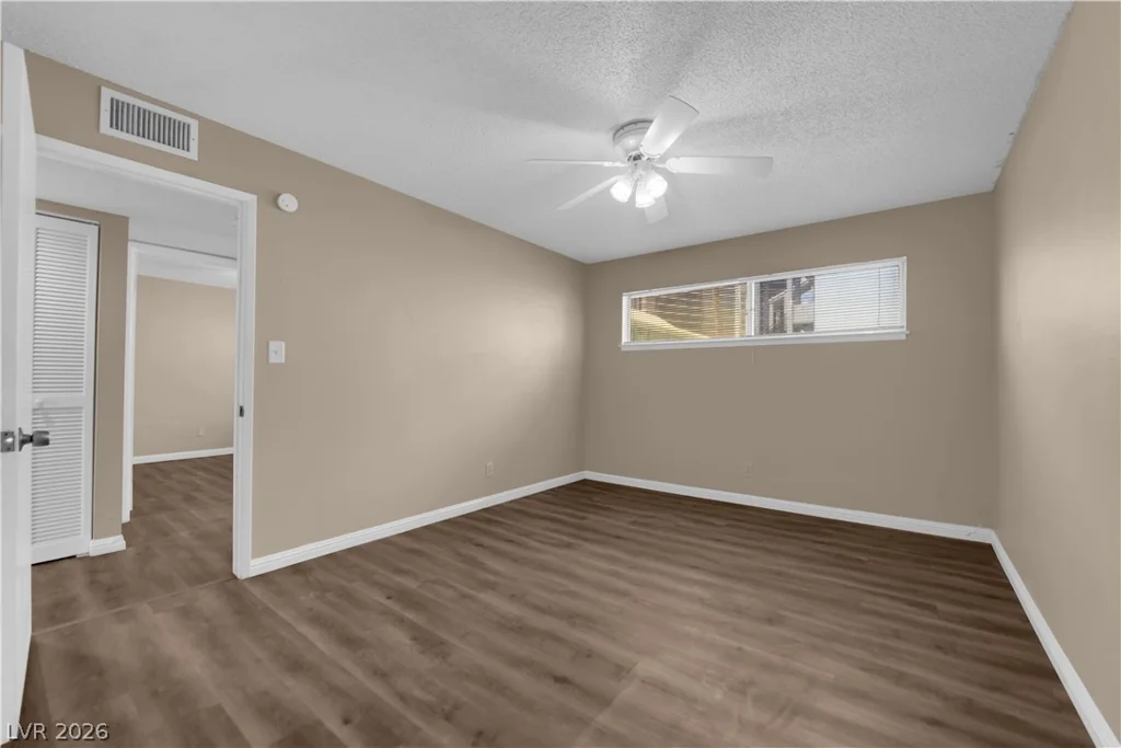 350 Desert Inn, Las Vegas, NV 89109
