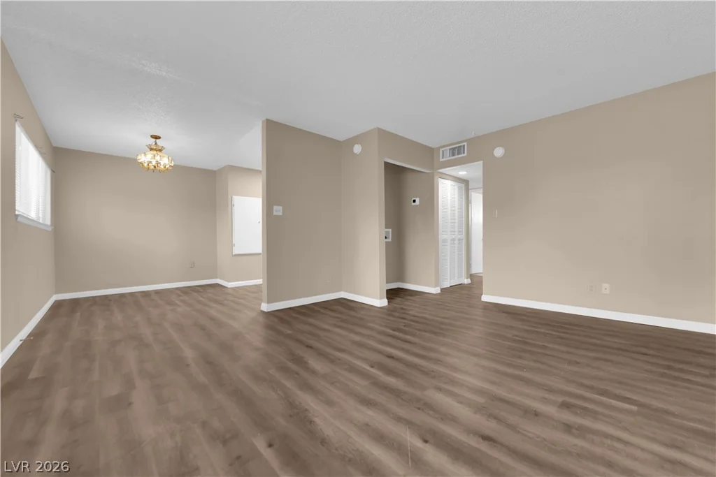 350 Desert Inn, Las Vegas, NV 89109