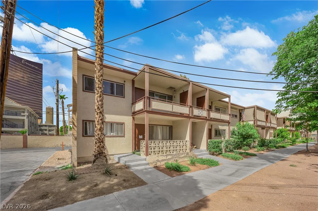 350 Desert Inn, Las Vegas, NV 89109