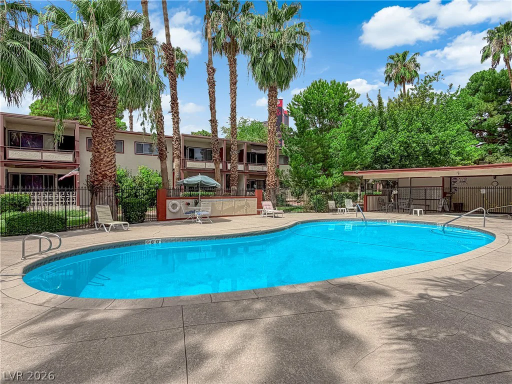 350 Desert Inn, Las Vegas, NV 89109