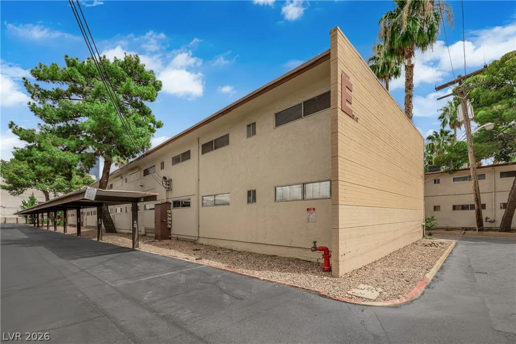 350 Desert Inn, Las Vegas, NV 89109