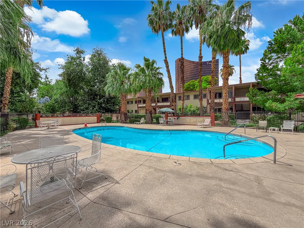 350 Desert Inn, Las Vegas, NV 89109